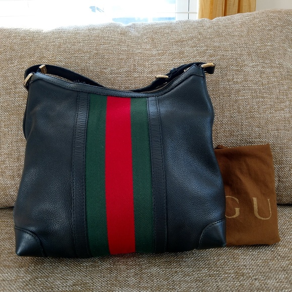 Gucci Handbags - Authentic Black Gucci Handbag Shoulder Bag Purse